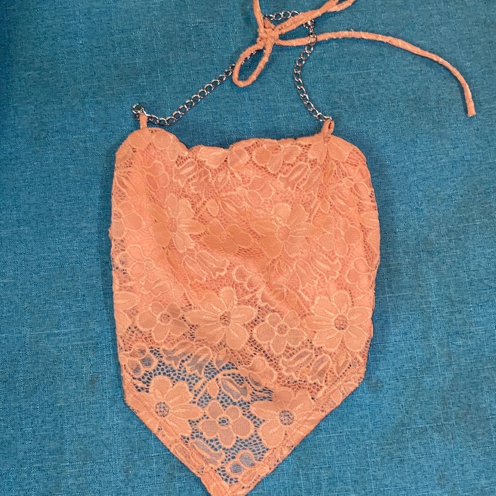 Bandana shaped pink crop top